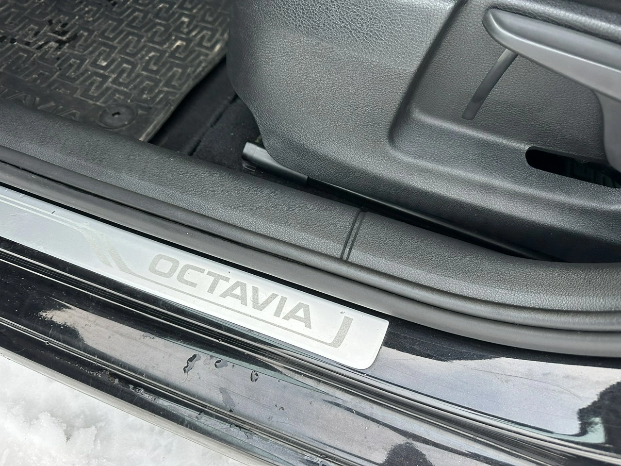 Skoda Octavia - Zdjęcie 10