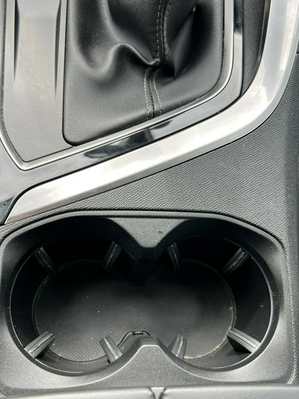 Peugeot 3008 - Zdjęcie 27