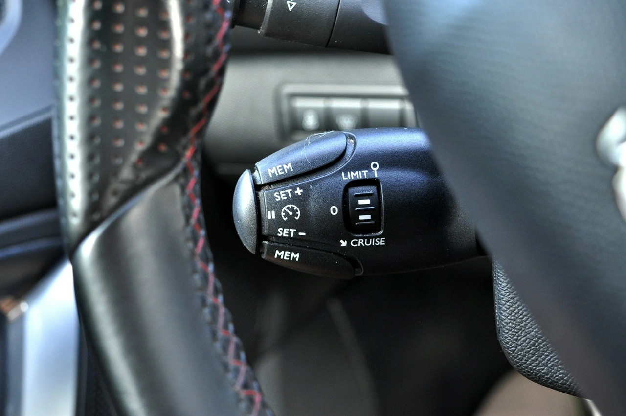 Peugeot 308 - Zdjęcie 24