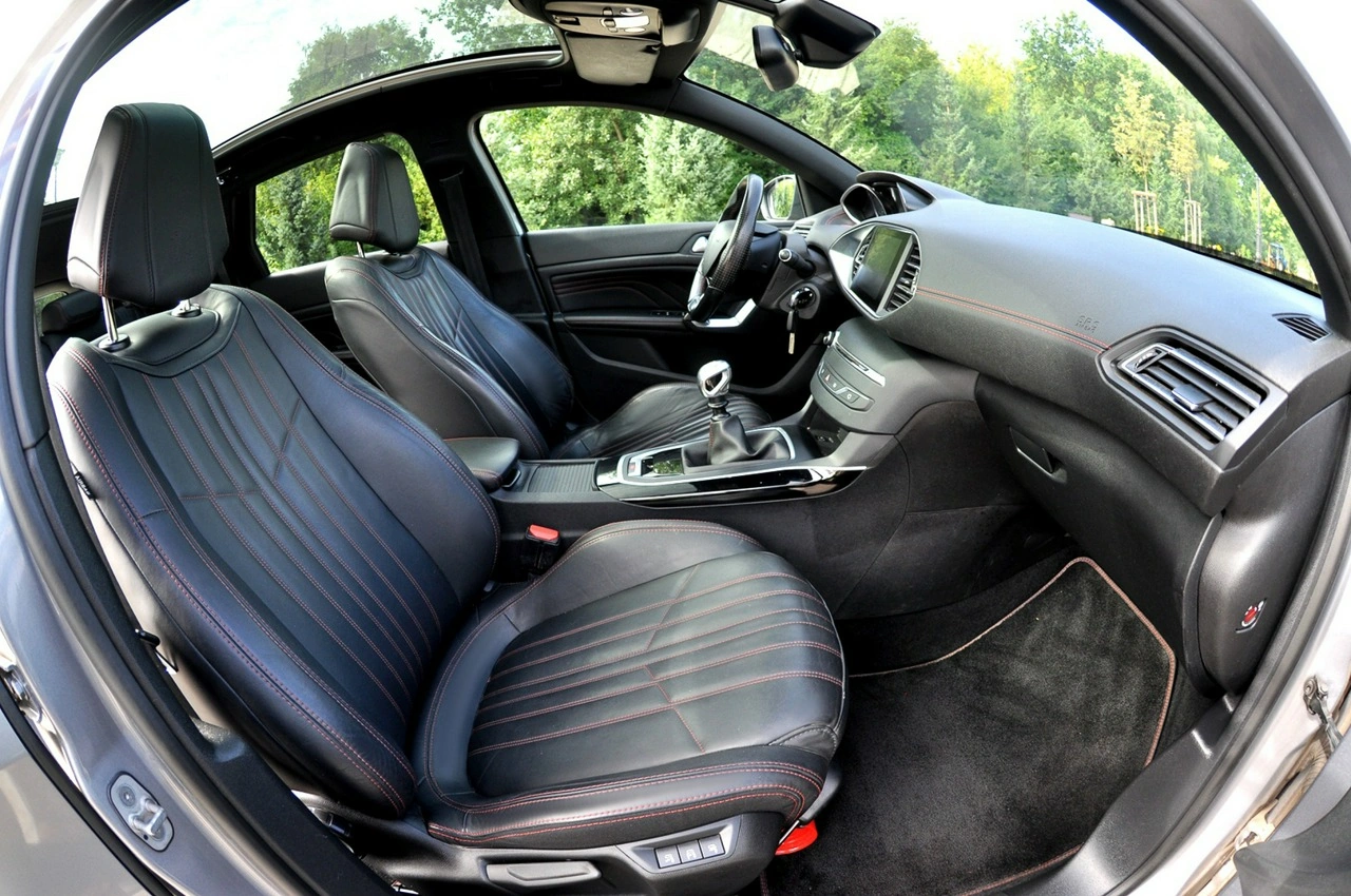 Peugeot 308 - Zdjęcie 8