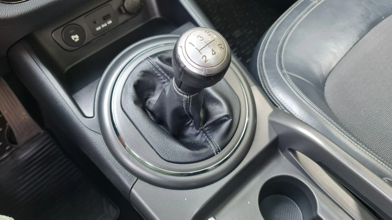Kia Sportage - Zdjęcie 23