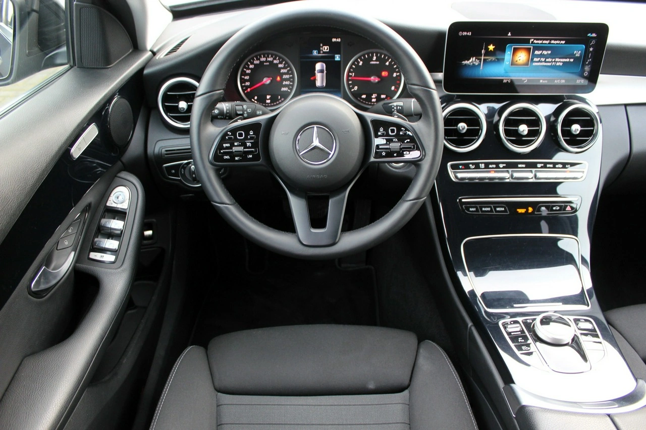 Mercedes C 200 - Zdjęcie 9