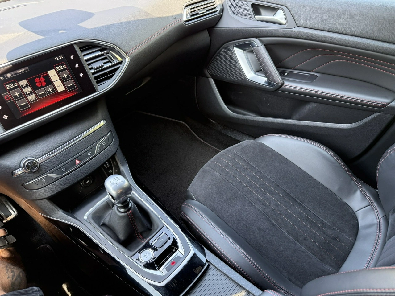 Peugeot 308 - Zdjęcie 16