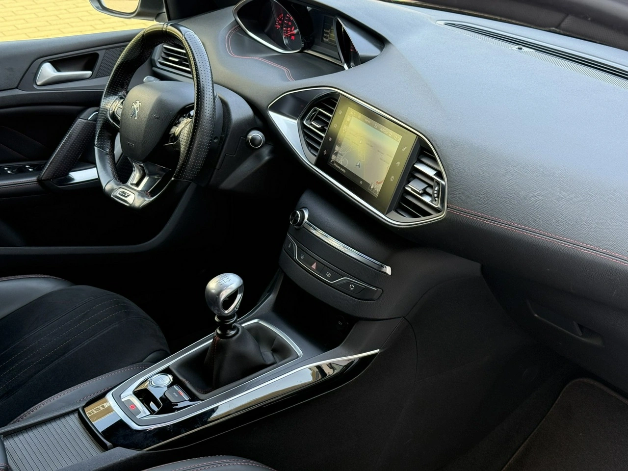 Peugeot 308 - Zdjęcie 17