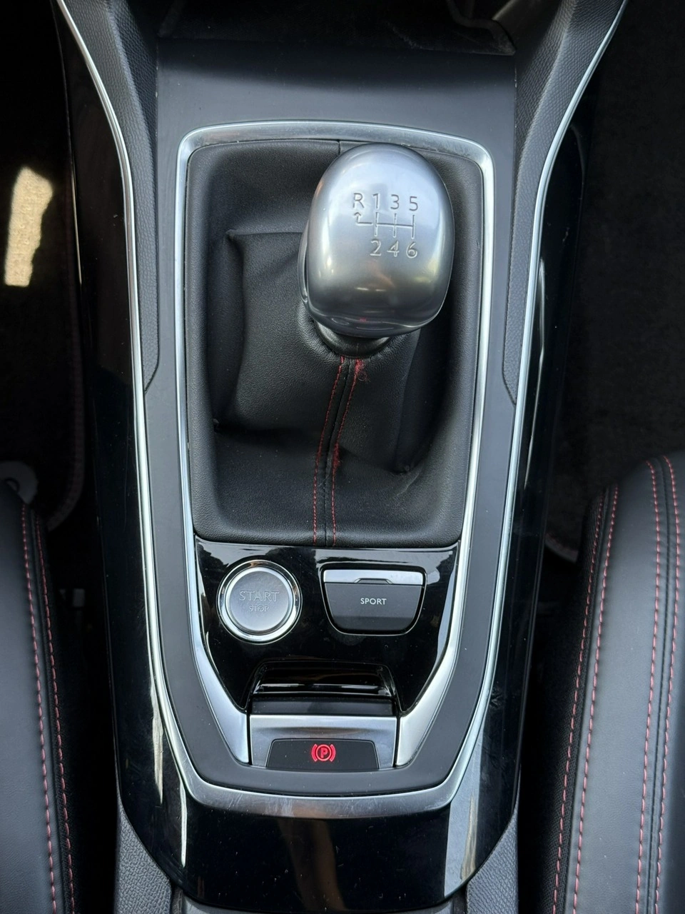 Peugeot 308 - Zdjęcie 30