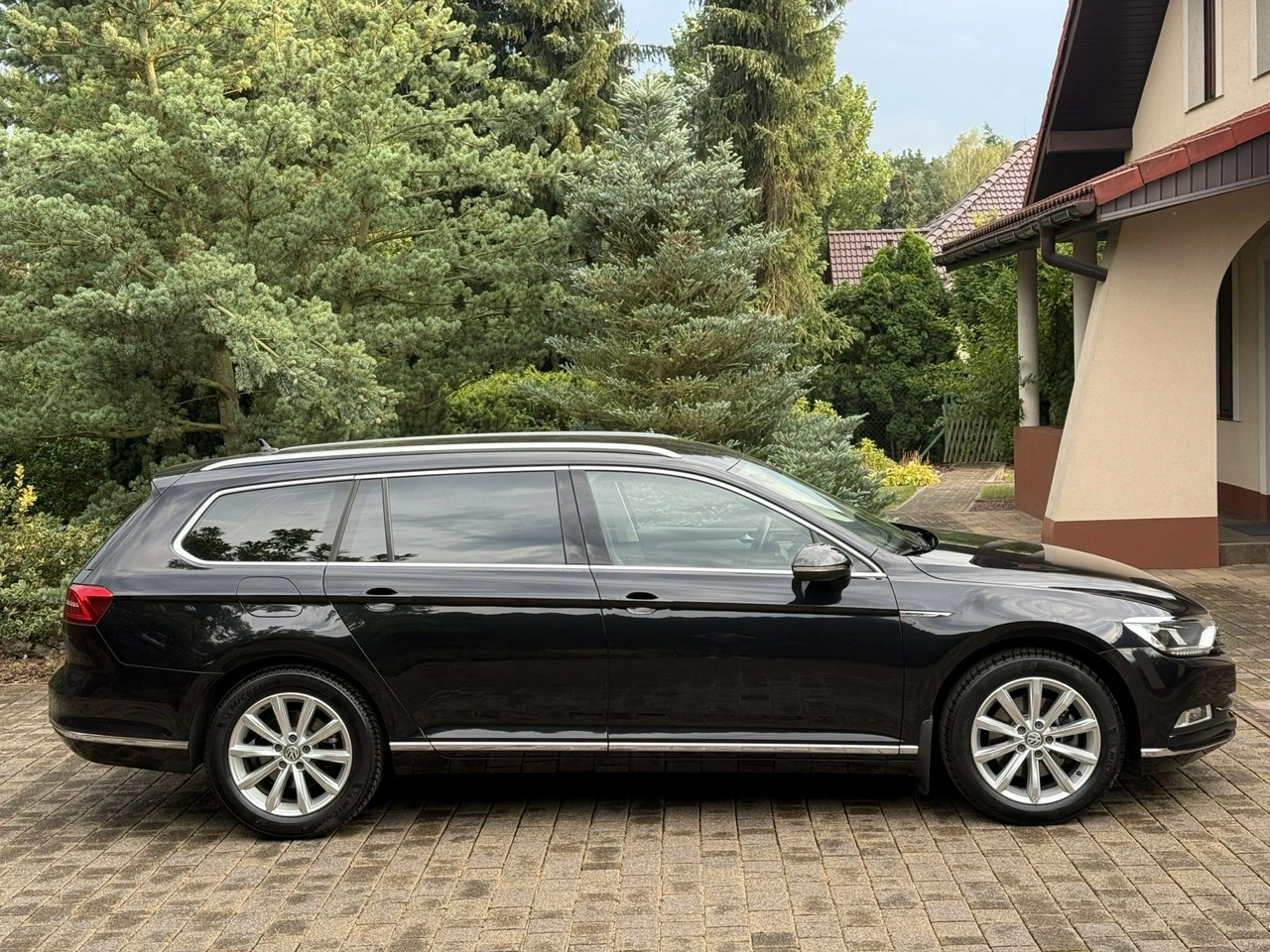 Volkswagen Passat - Zdjęcie 11