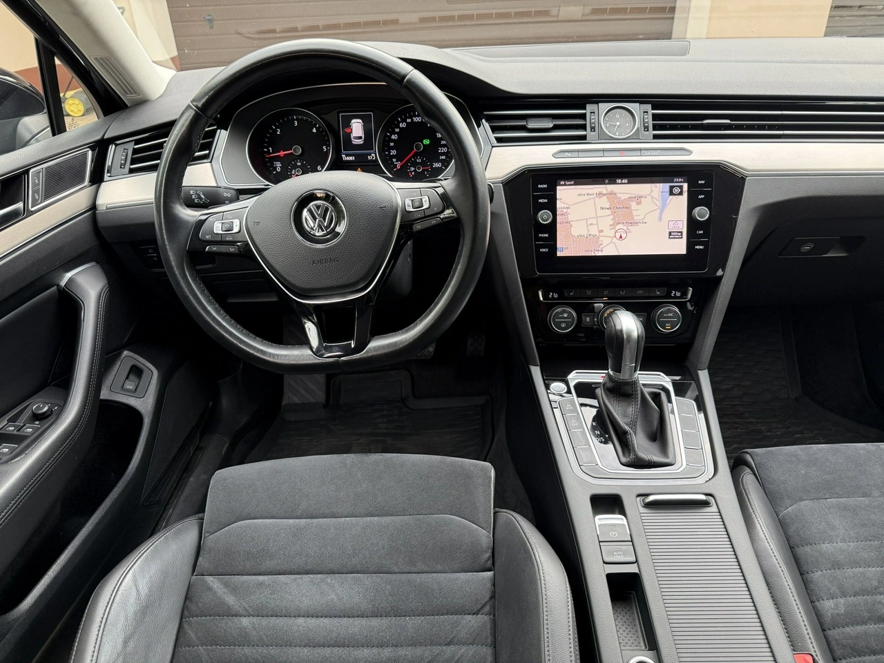 Volkswagen Passat - Zdjęcie 17