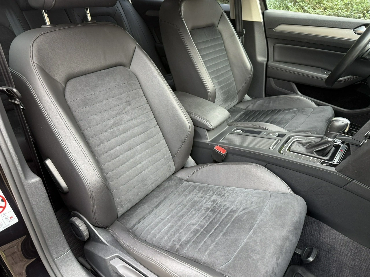Volkswagen Passat - Zdjęcie 19
