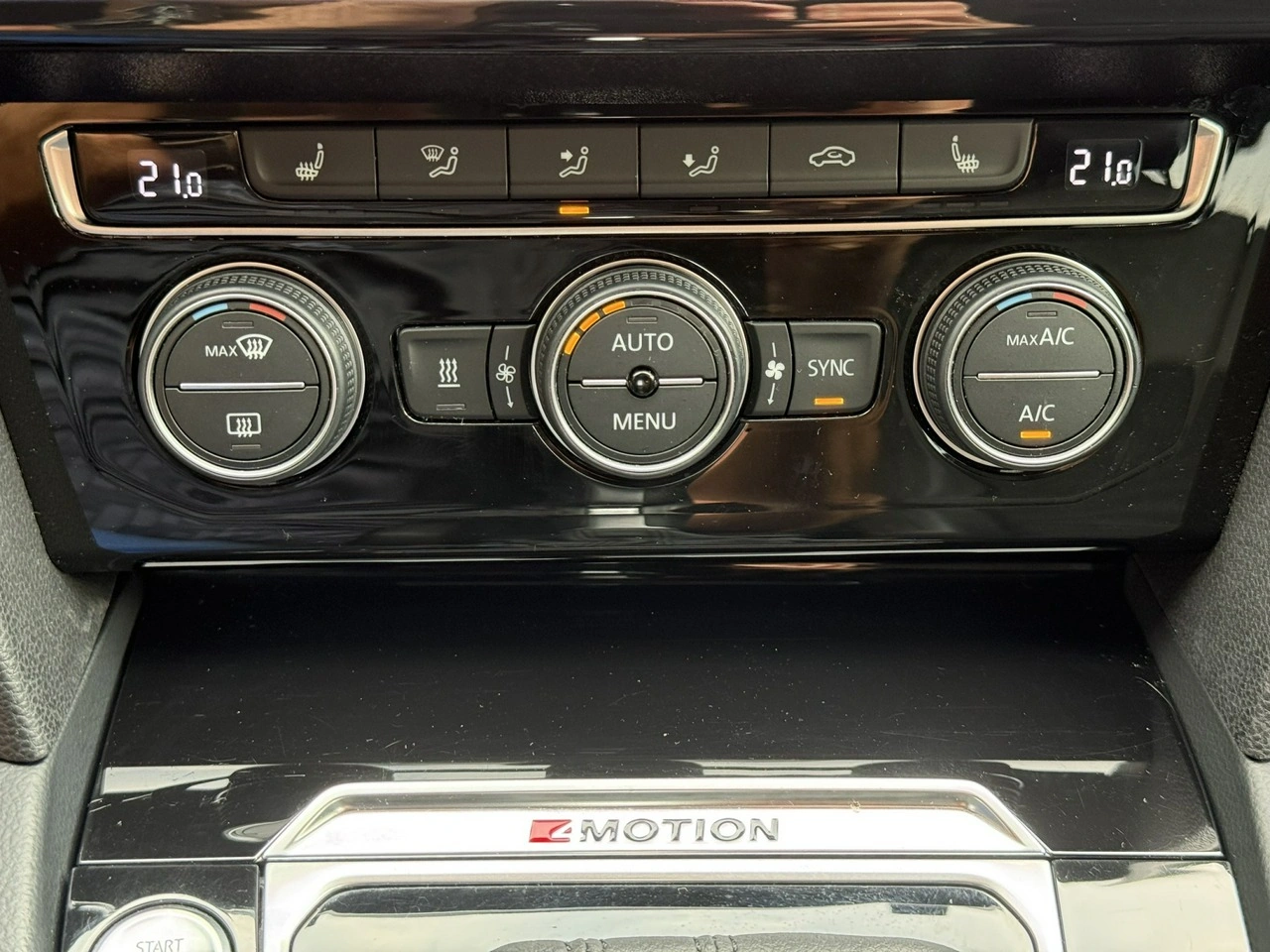 Volkswagen Passat - Zdjęcie 28