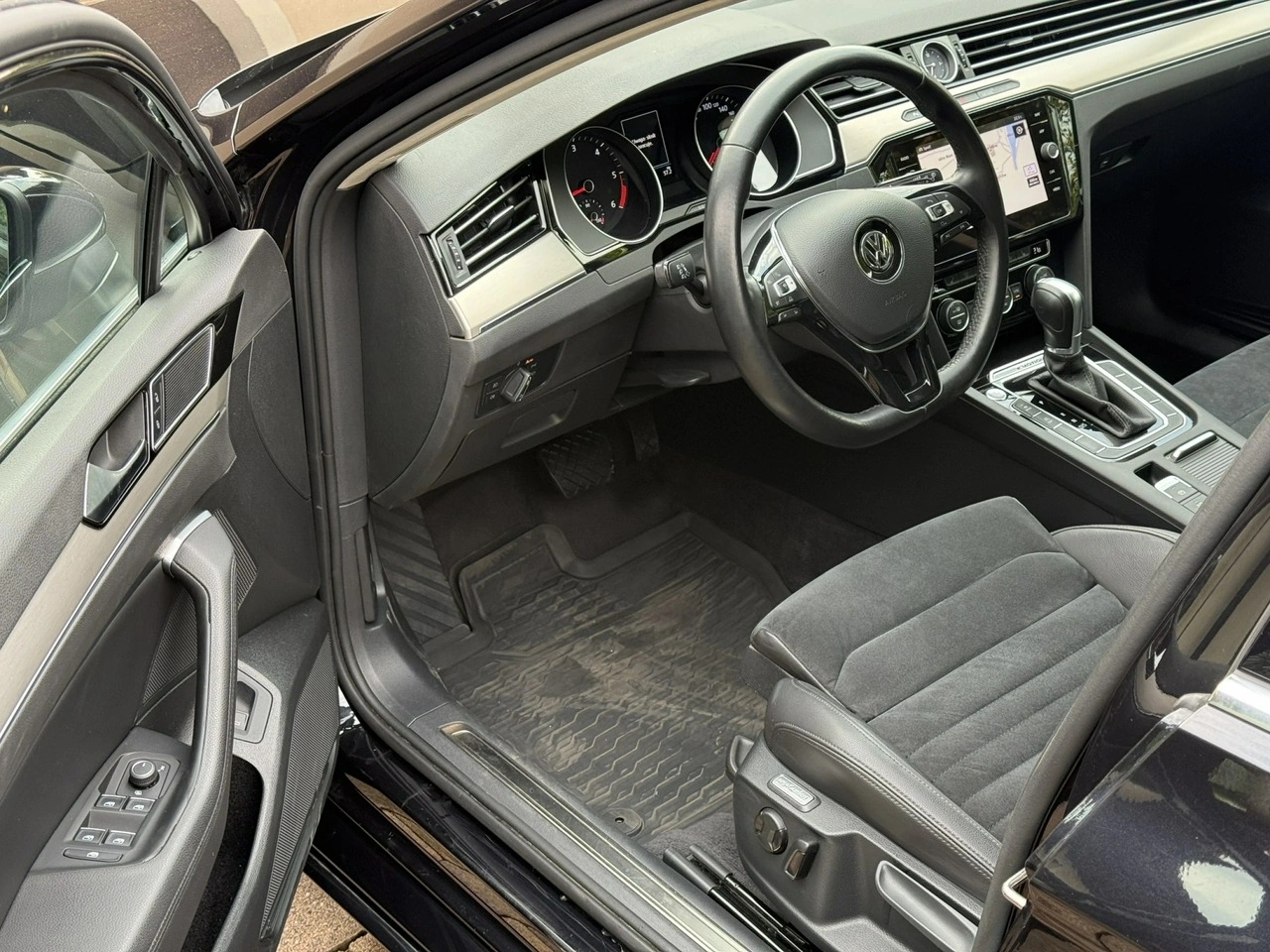 Volkswagen Passat - Zdjęcie 4
