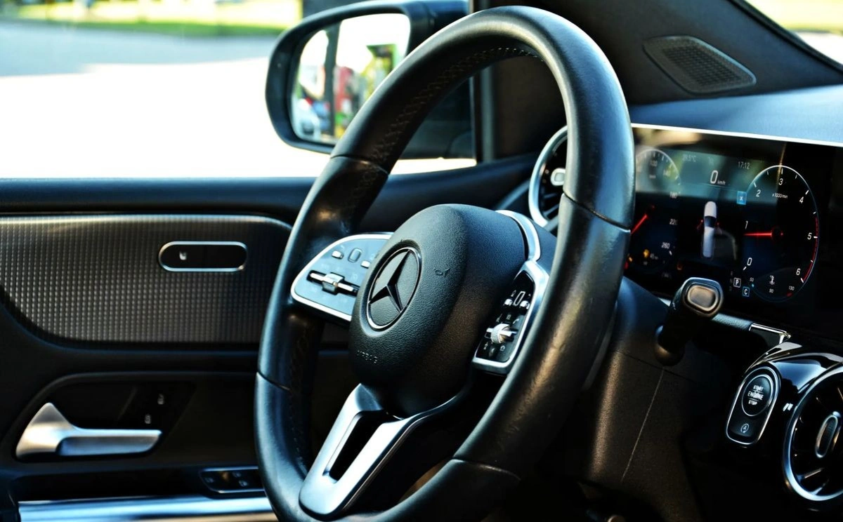 Mercedes-Benz Klasa B - Zdjęcie 24