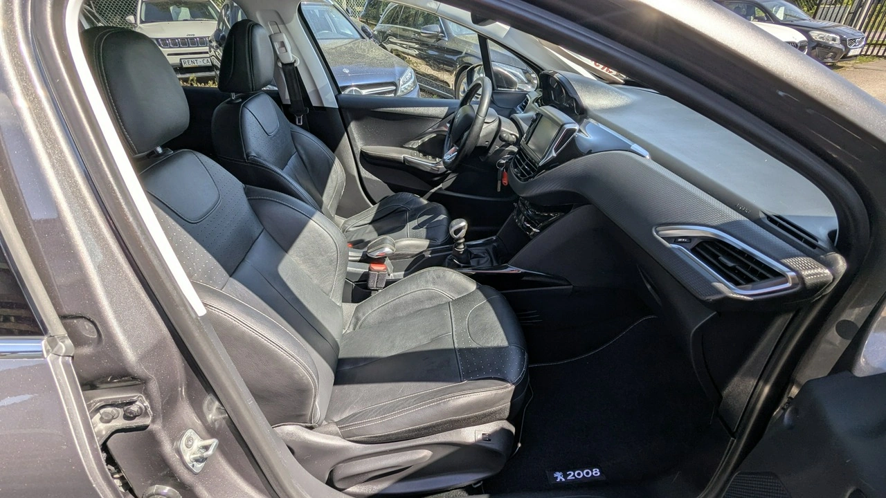 Peugeot 2008 - Zdjęcie 20