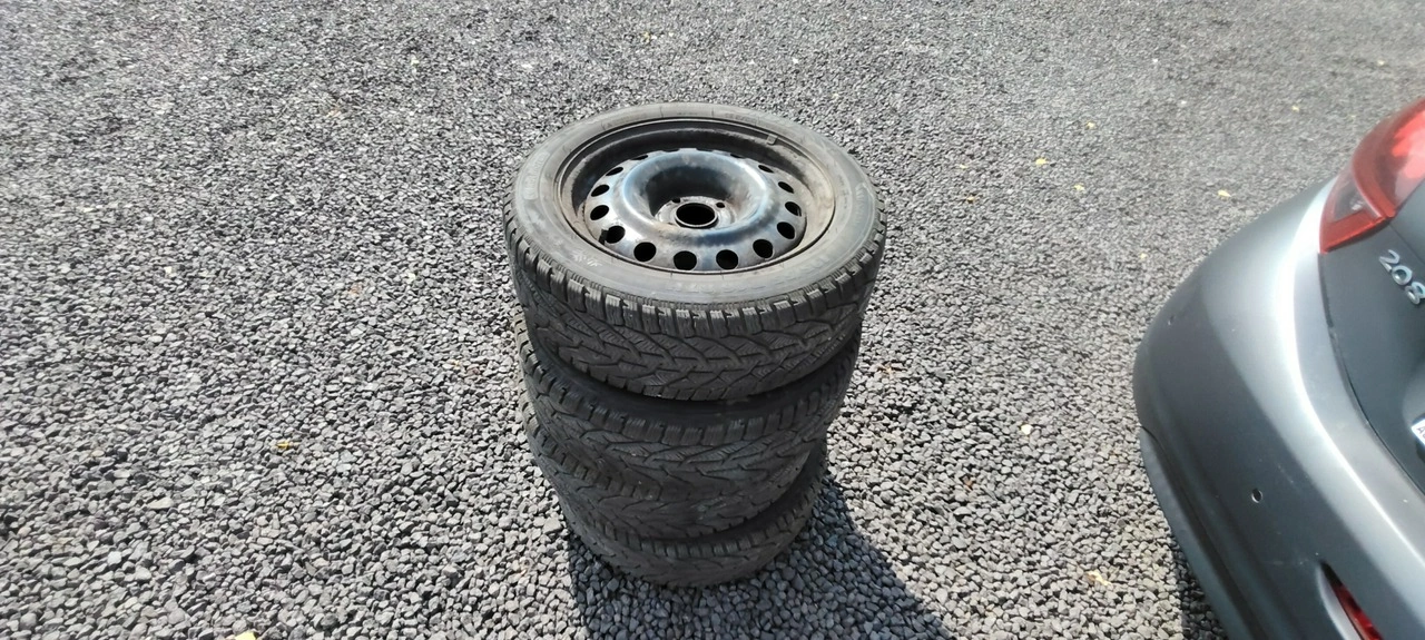 Peugeot 208 - Zdjęcie 19