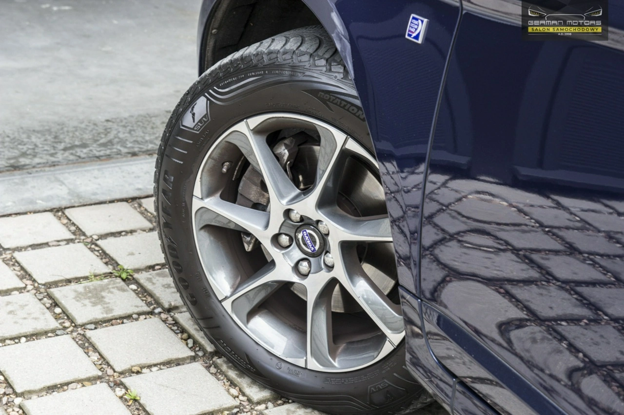 Volvo XC 60 - Zdjęcie 8