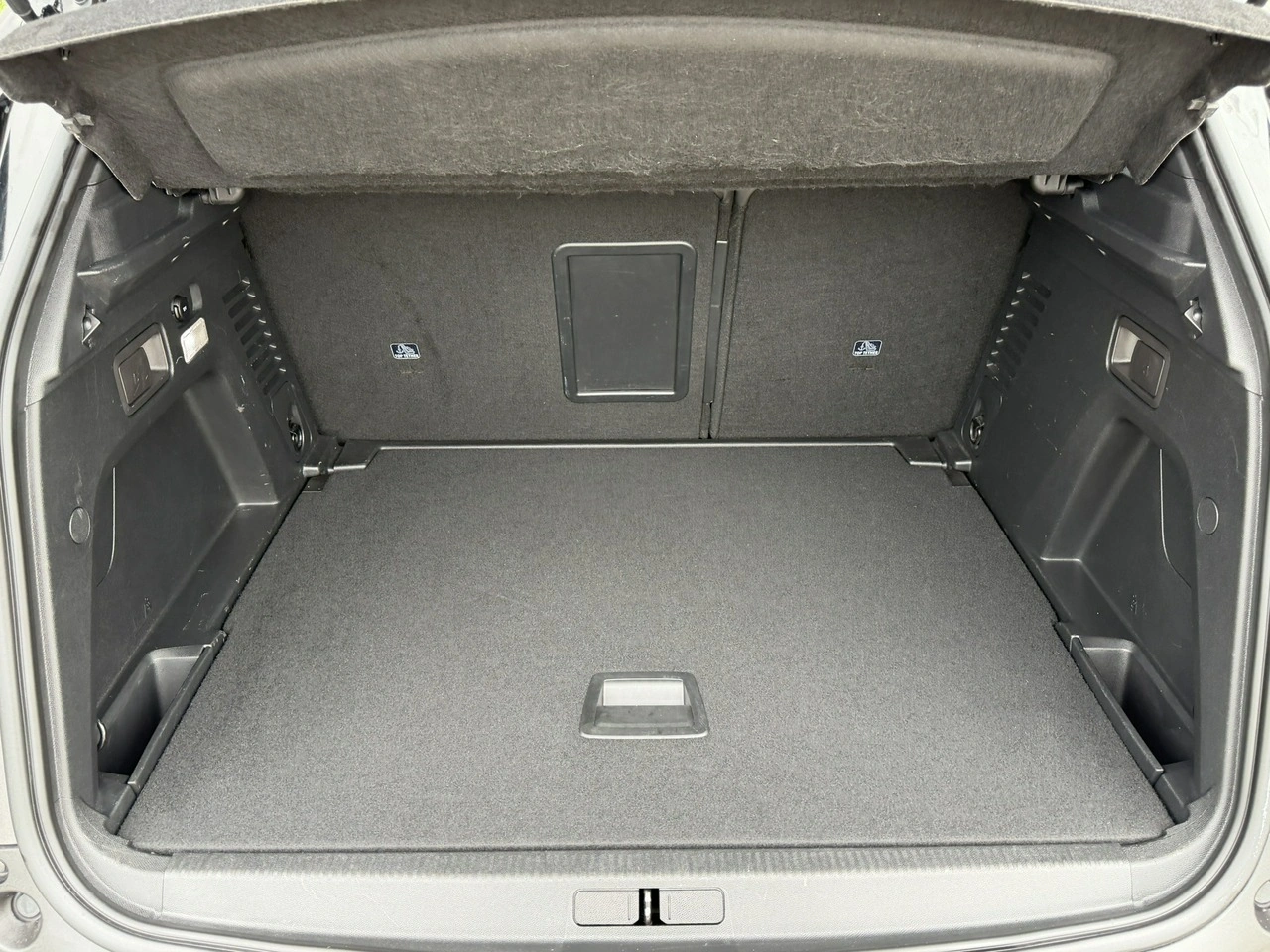 Peugeot 3008 - Zdjęcie 38