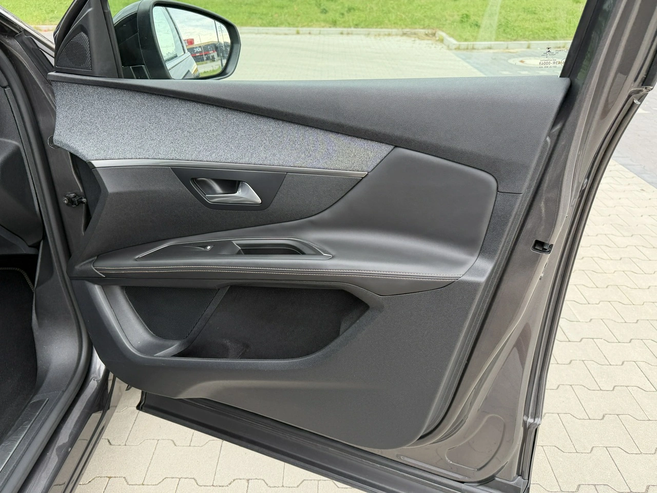 Peugeot 3008 - Zdjęcie 31