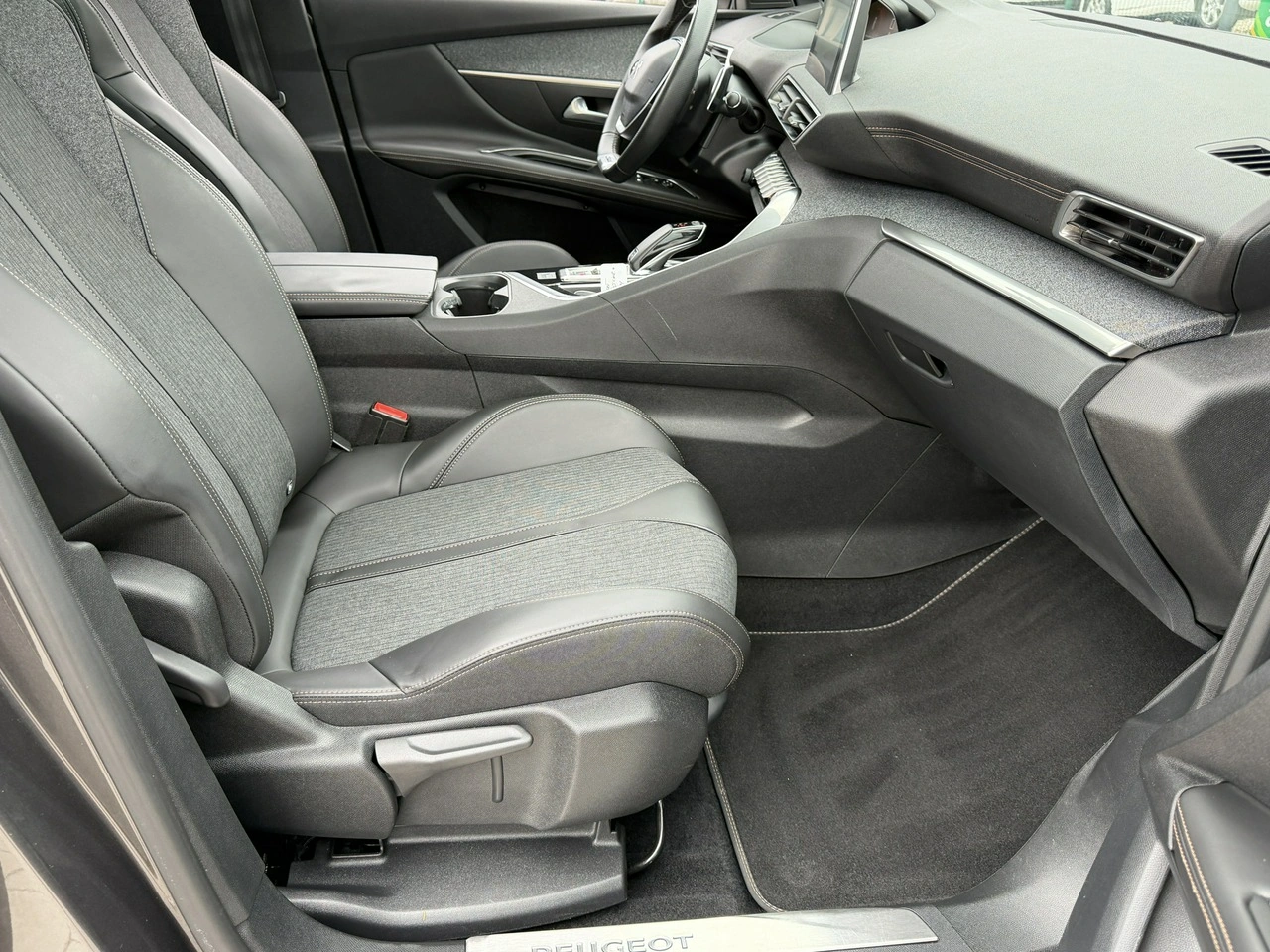 Peugeot 3008 - Zdjęcie 32