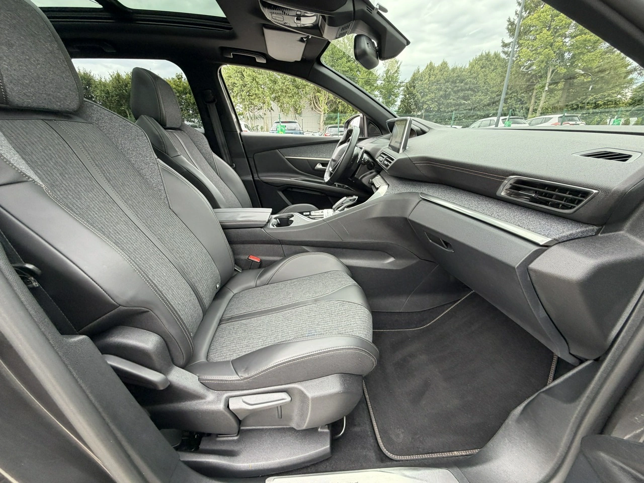 Peugeot 3008 - Zdjęcie 33