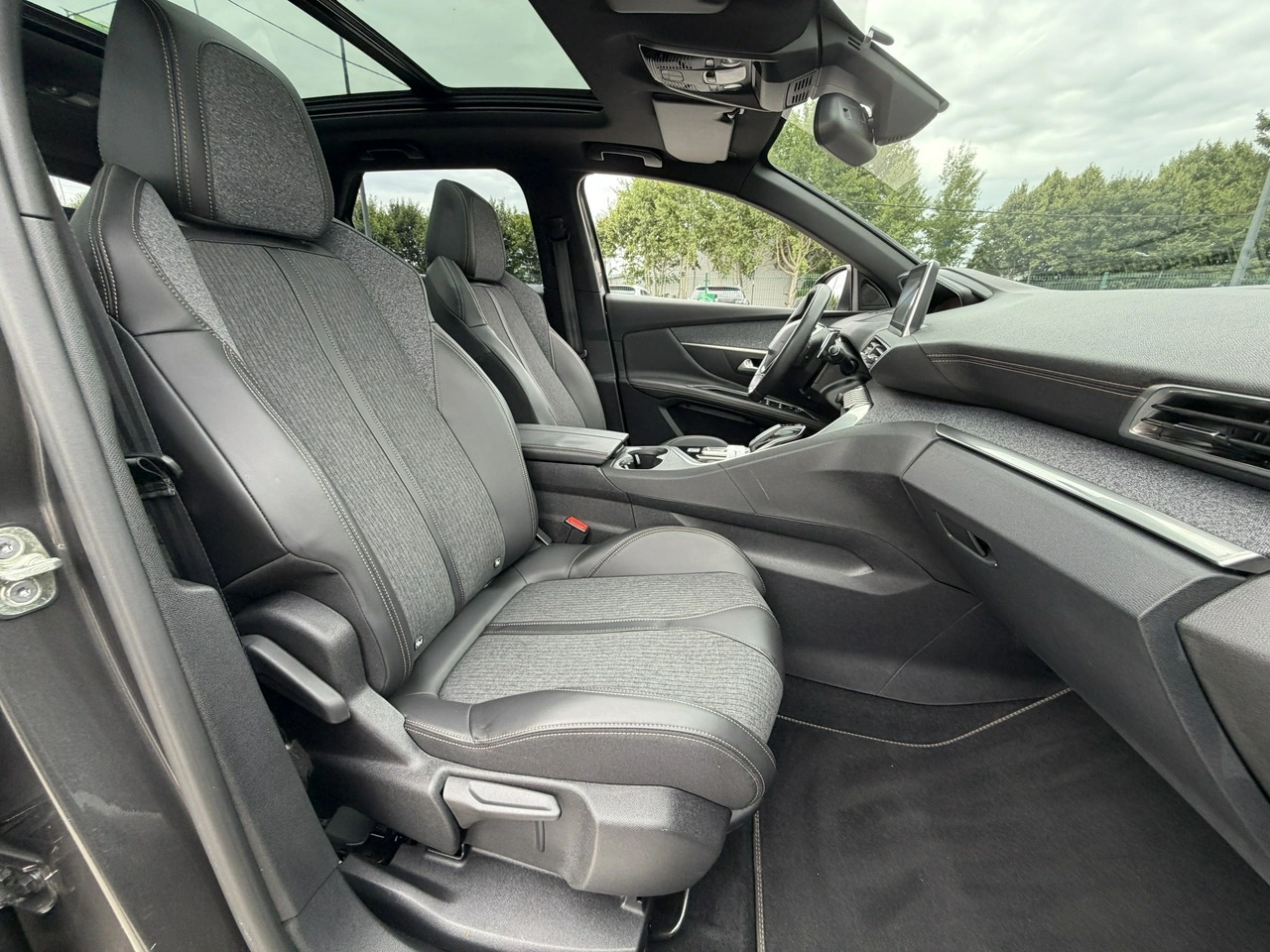 Peugeot 3008 - Zdjęcie 34