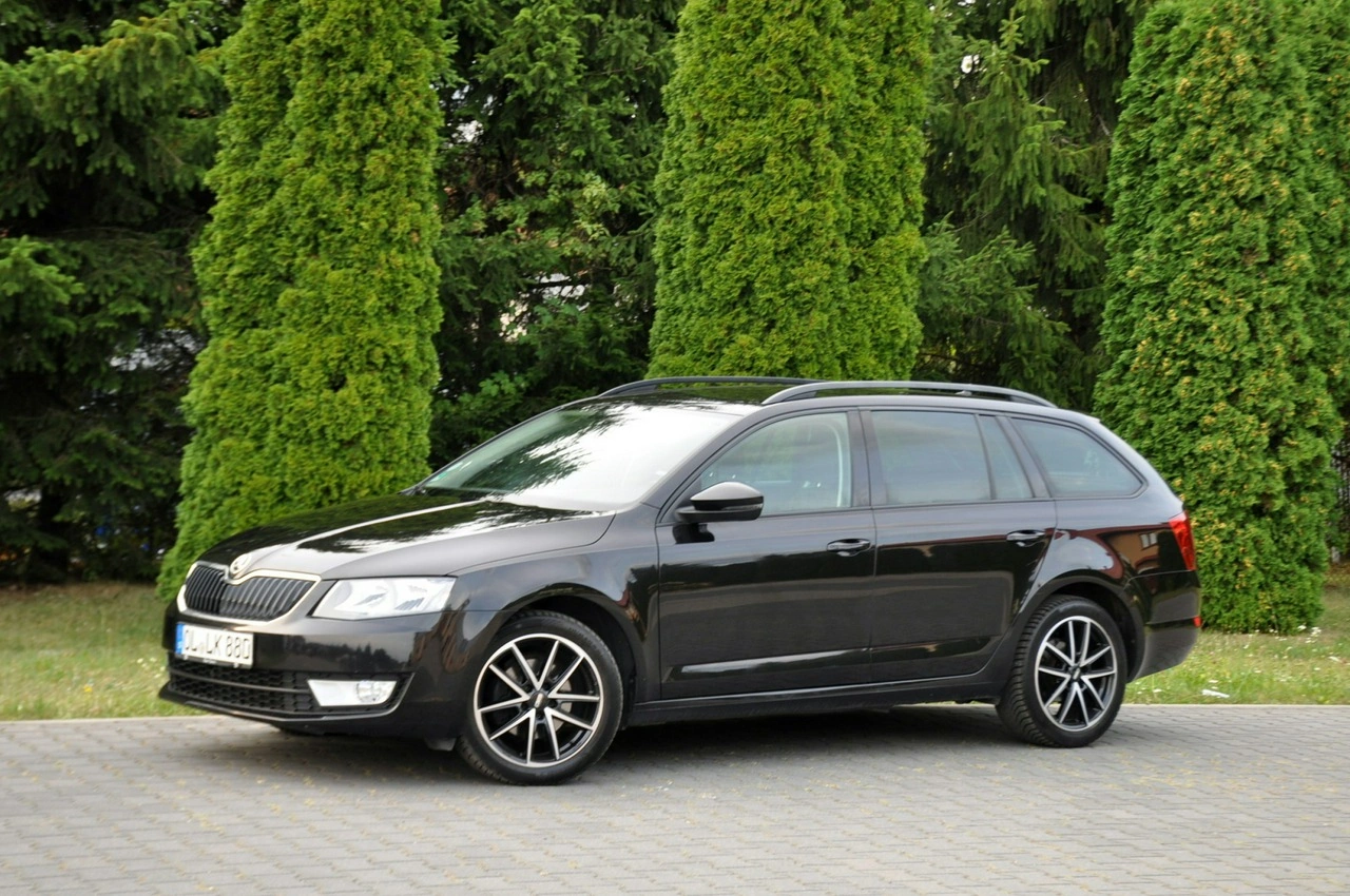 Skoda Octavia - Zdjęcie 10