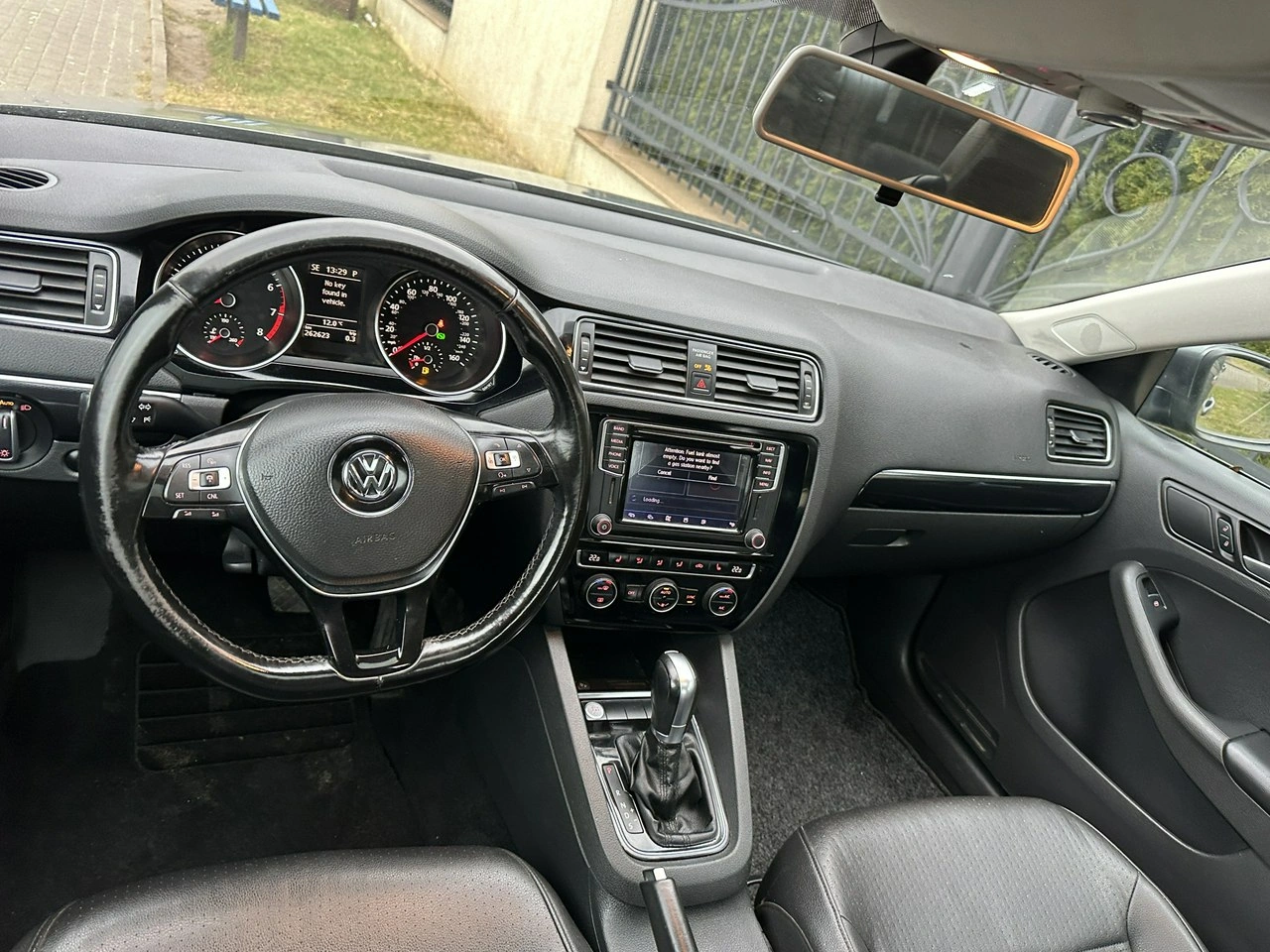 Volkswagen Jetta - Zdjęcie 11