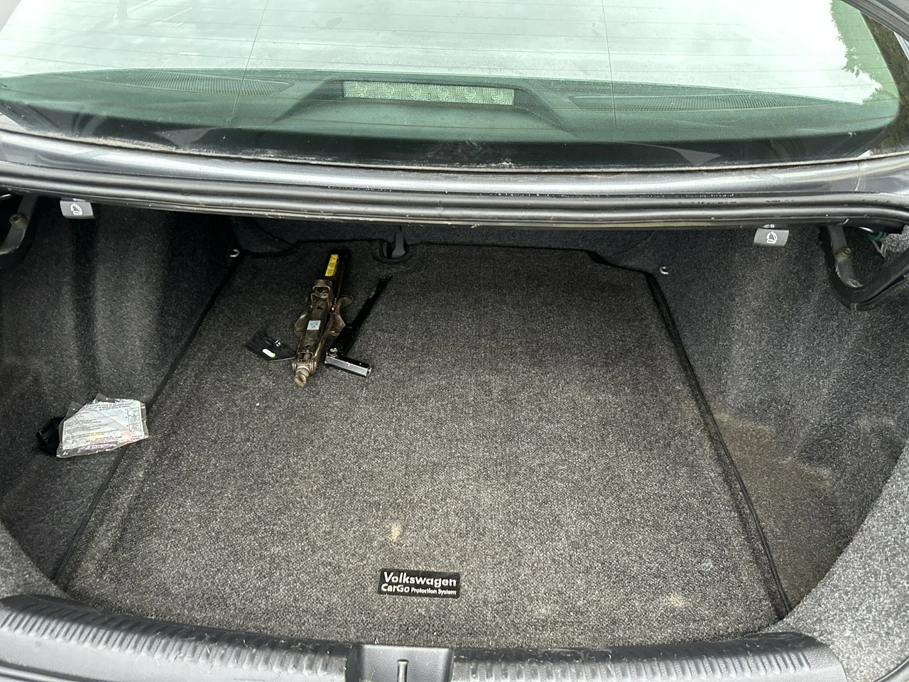 Volkswagen Jetta - Zdjęcie 12