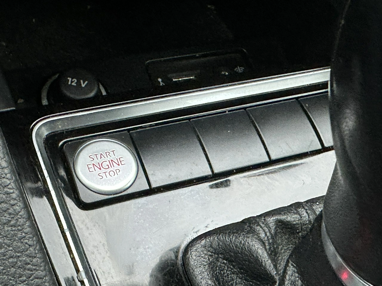 Volkswagen Jetta - Zdjęcie 22