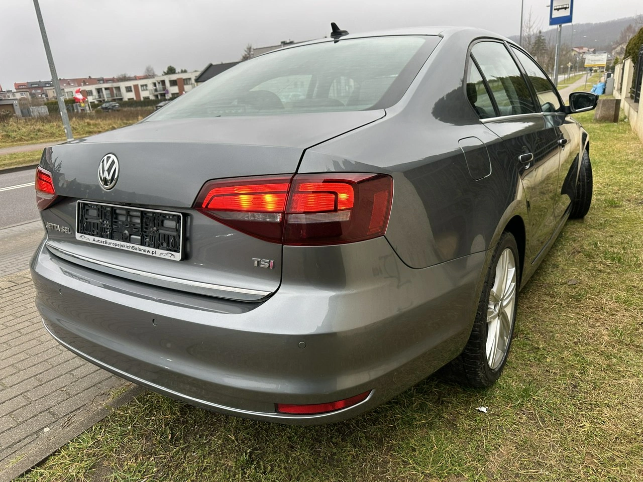 Volkswagen Jetta - Zdjęcie 7