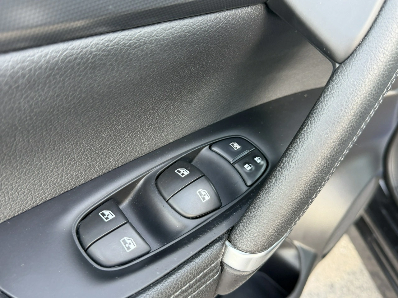 Nissan Qashqai - Zdjęcie 15