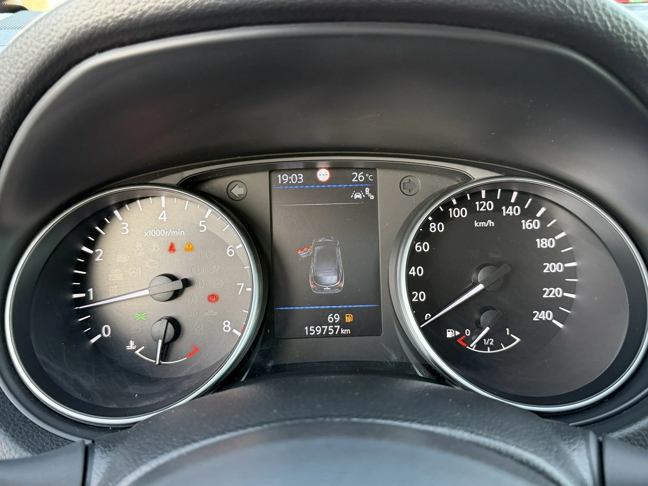 Nissan Qashqai - Zdjęcie 27