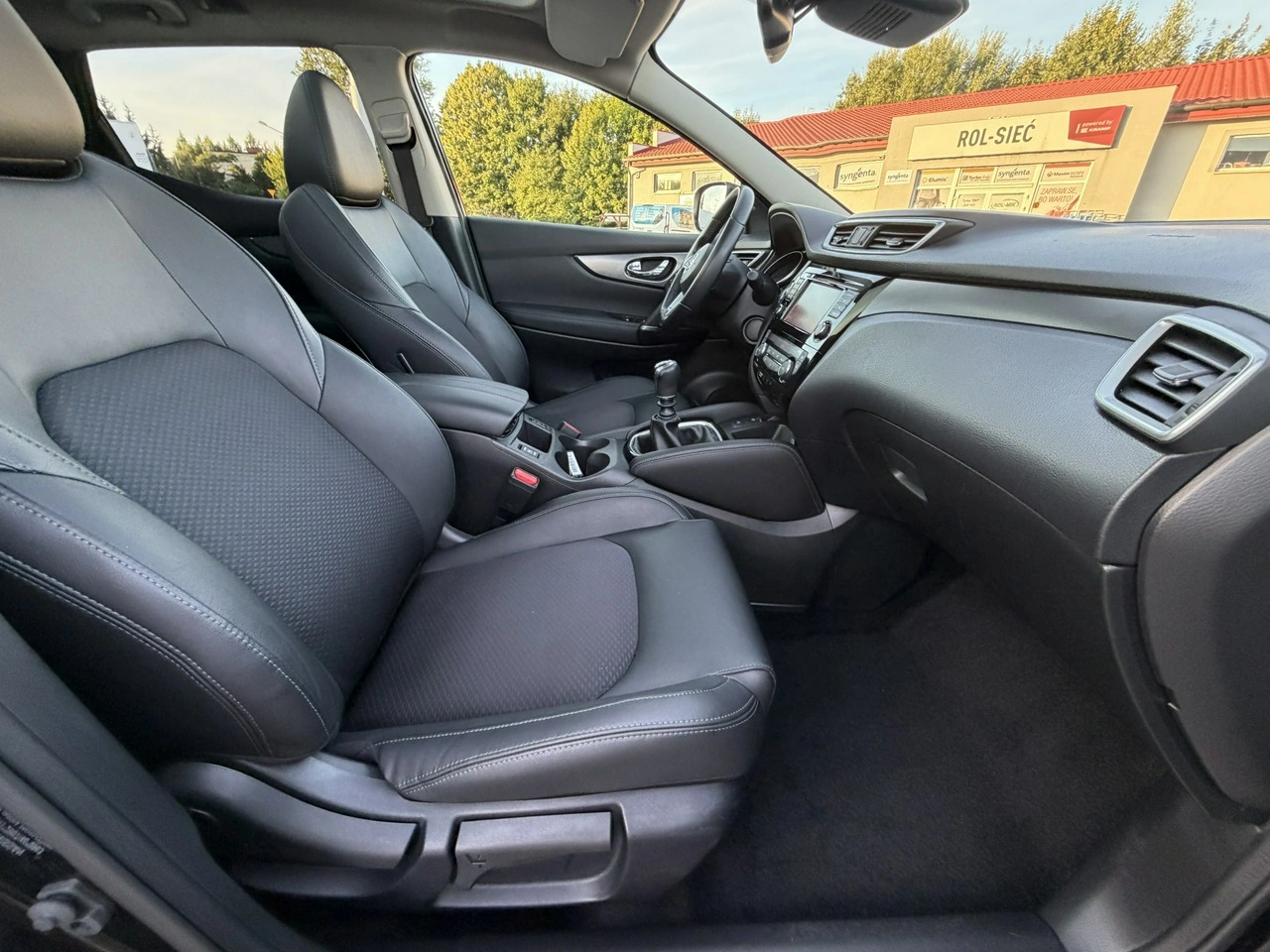 Nissan Qashqai - Zdjęcie 34