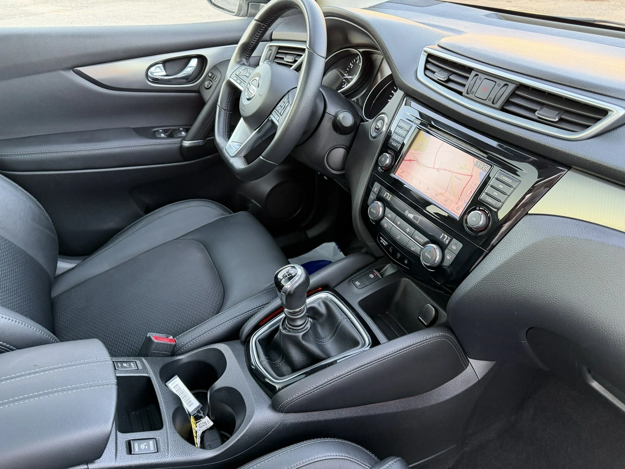Nissan Qashqai - Zdjęcie 35