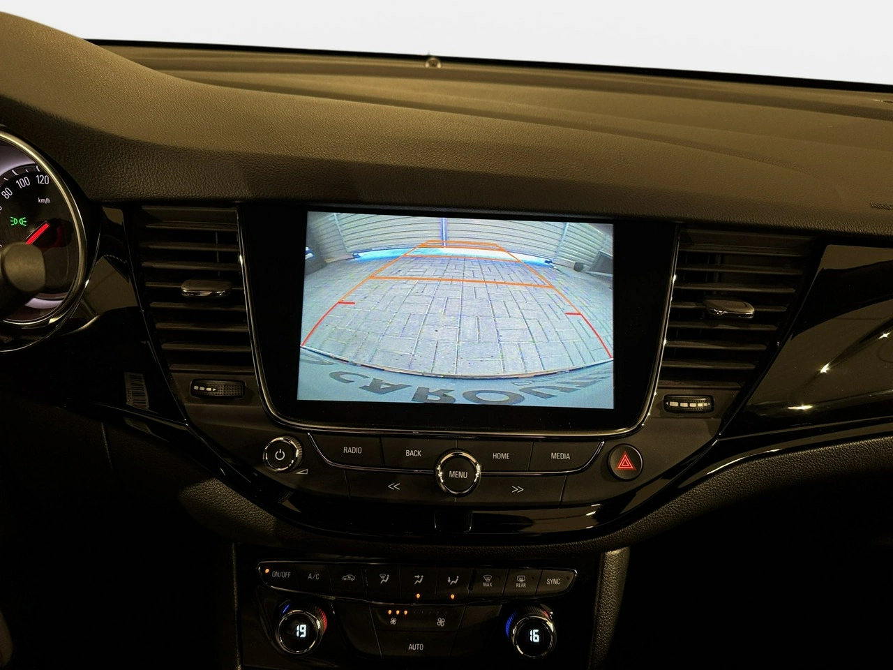 Opel Astra - Zdjęcie 16