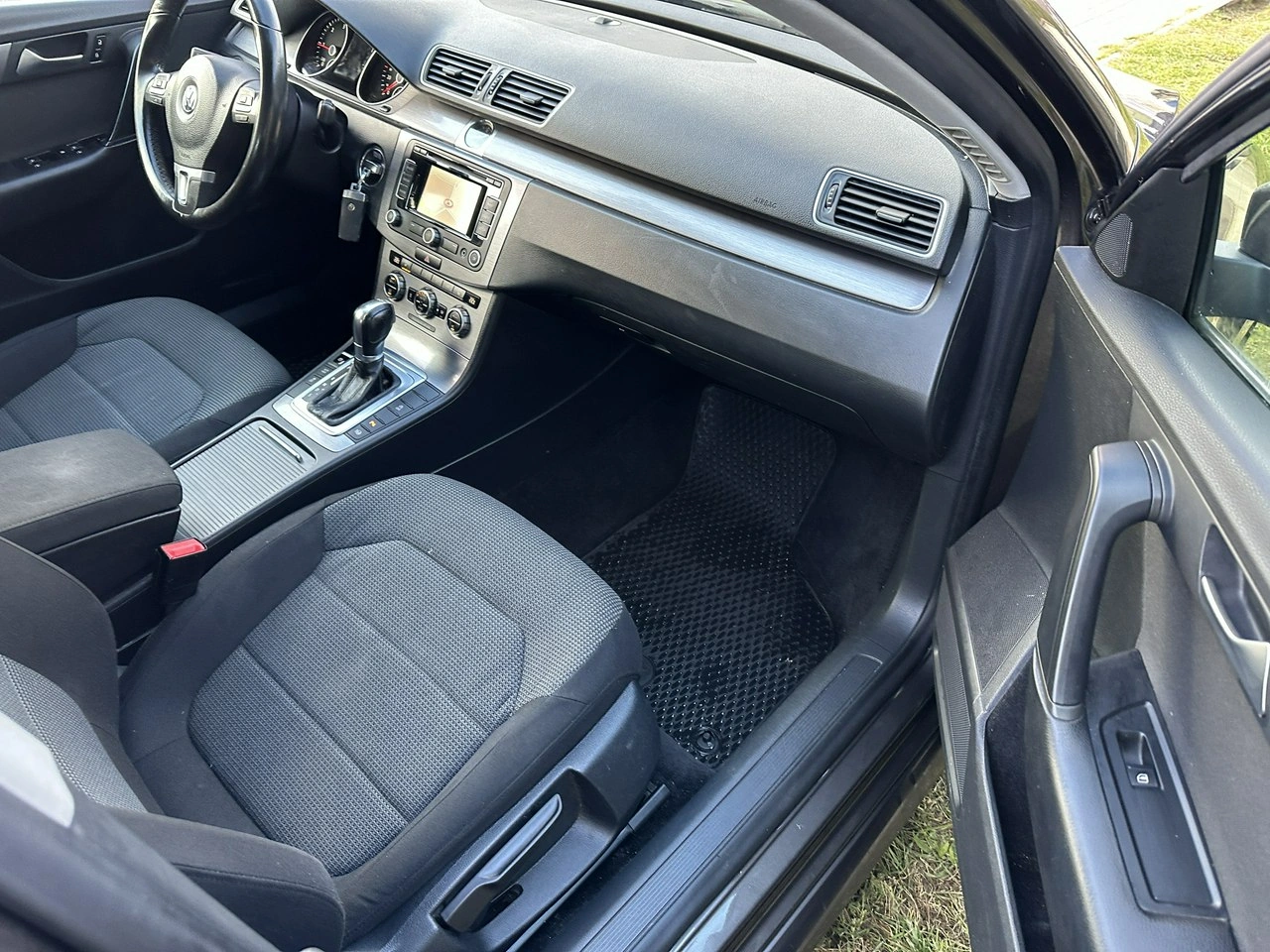 Volkswagen Passat - Zdjęcie 13