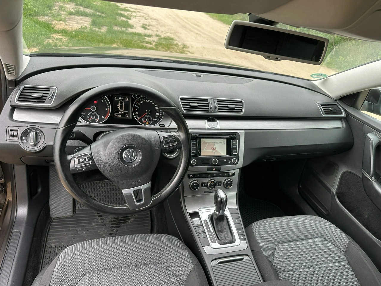 Volkswagen Passat - Zdjęcie 15