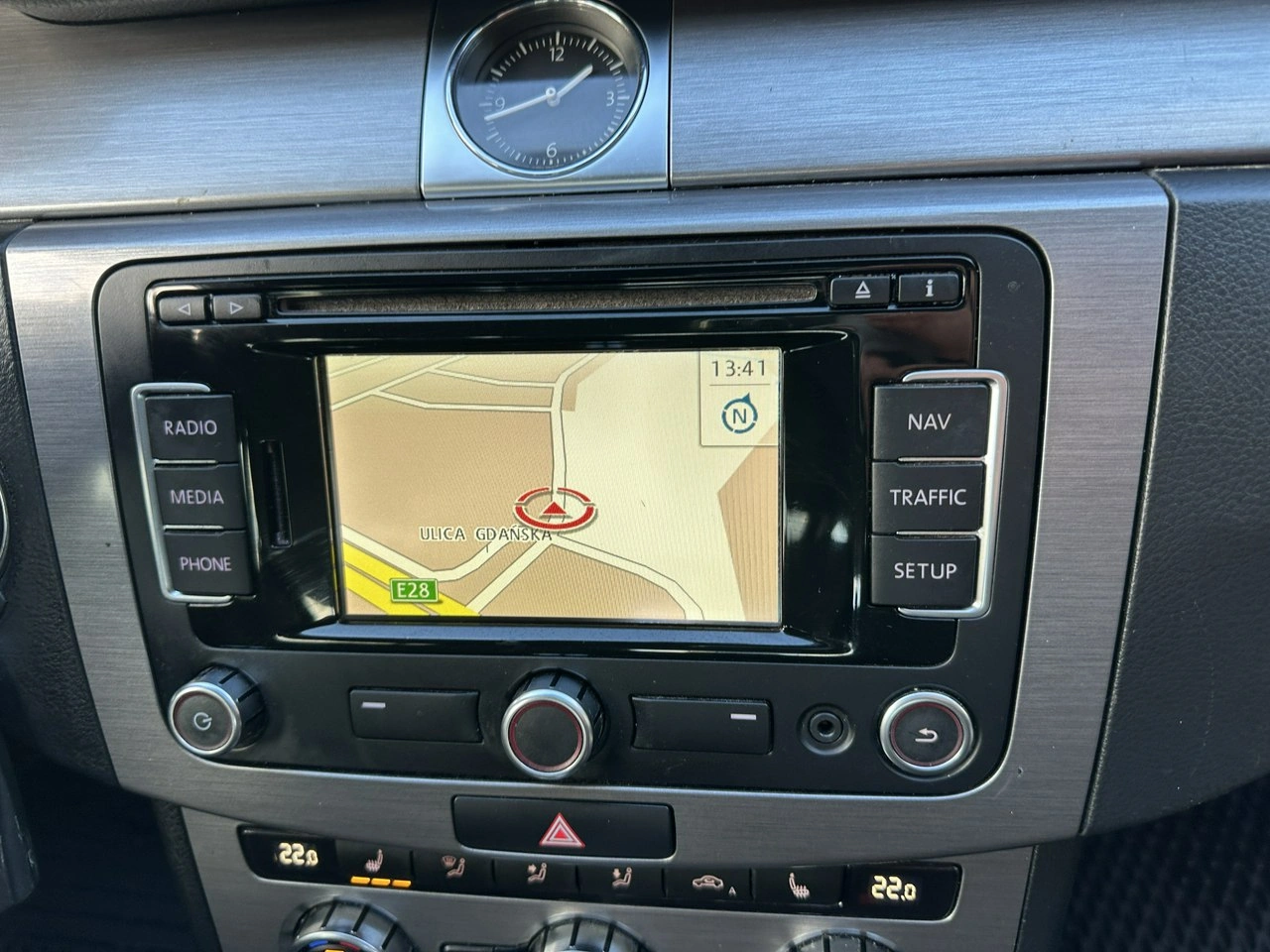 Volkswagen Passat - Zdjęcie 15