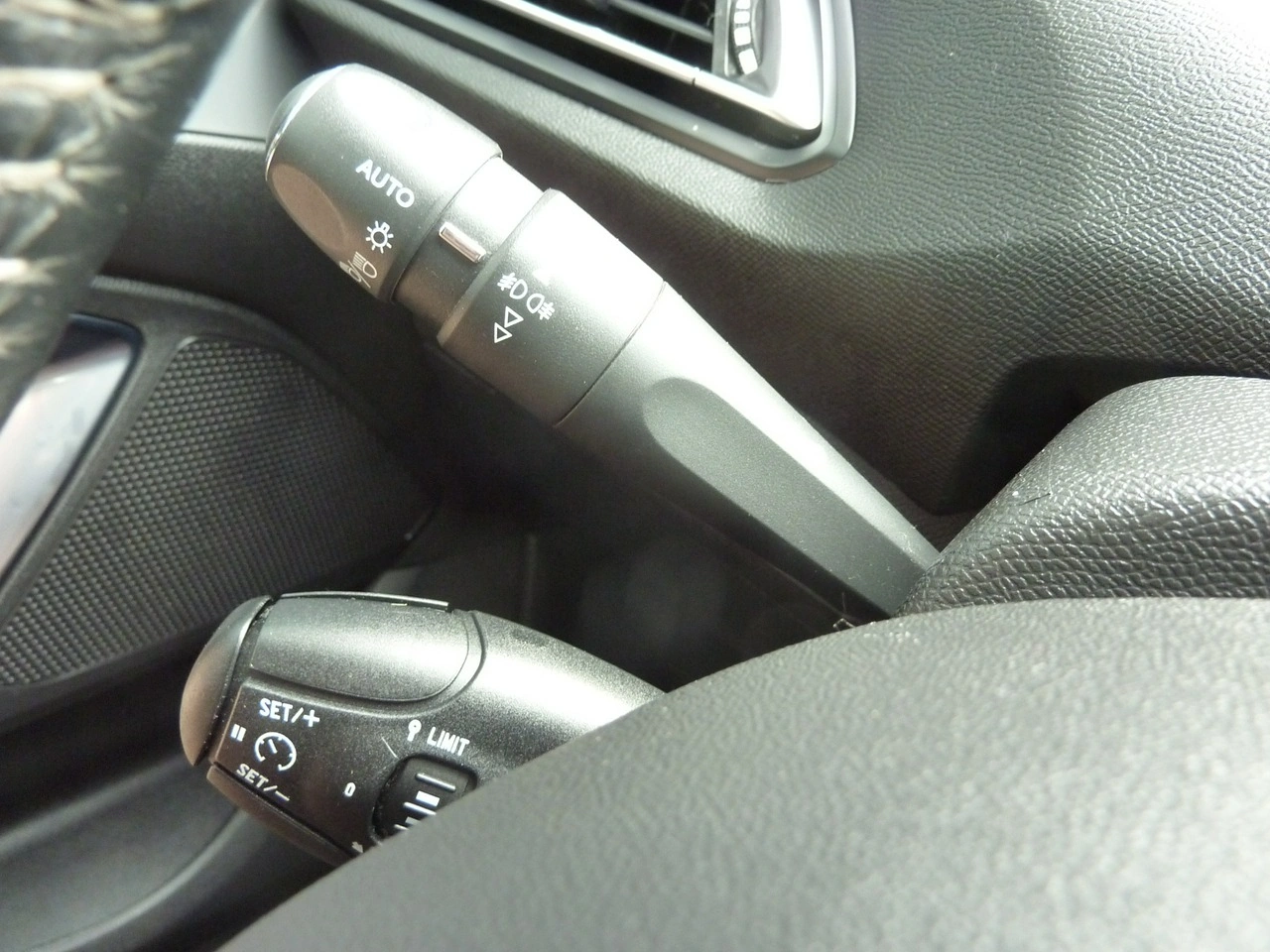 Peugeot 308 SW - Zdjęcie 19