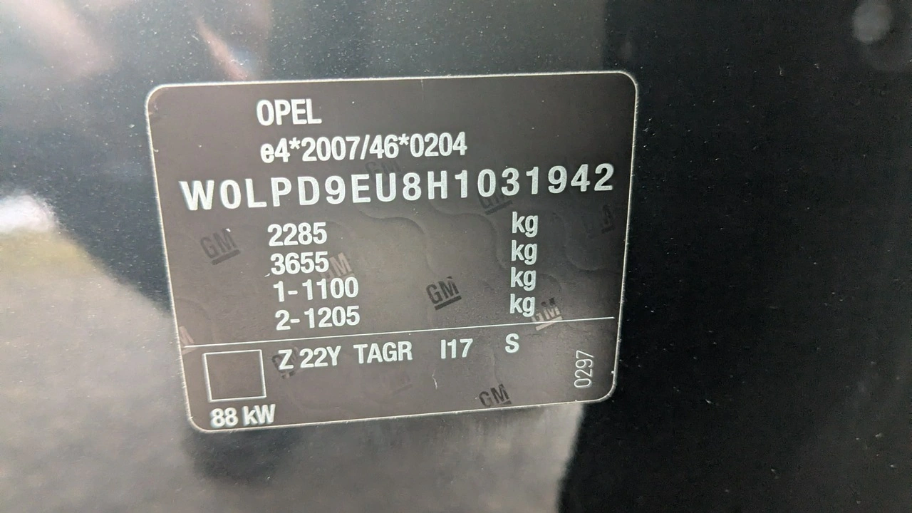 Opel Zafira - Zdjęcie 21