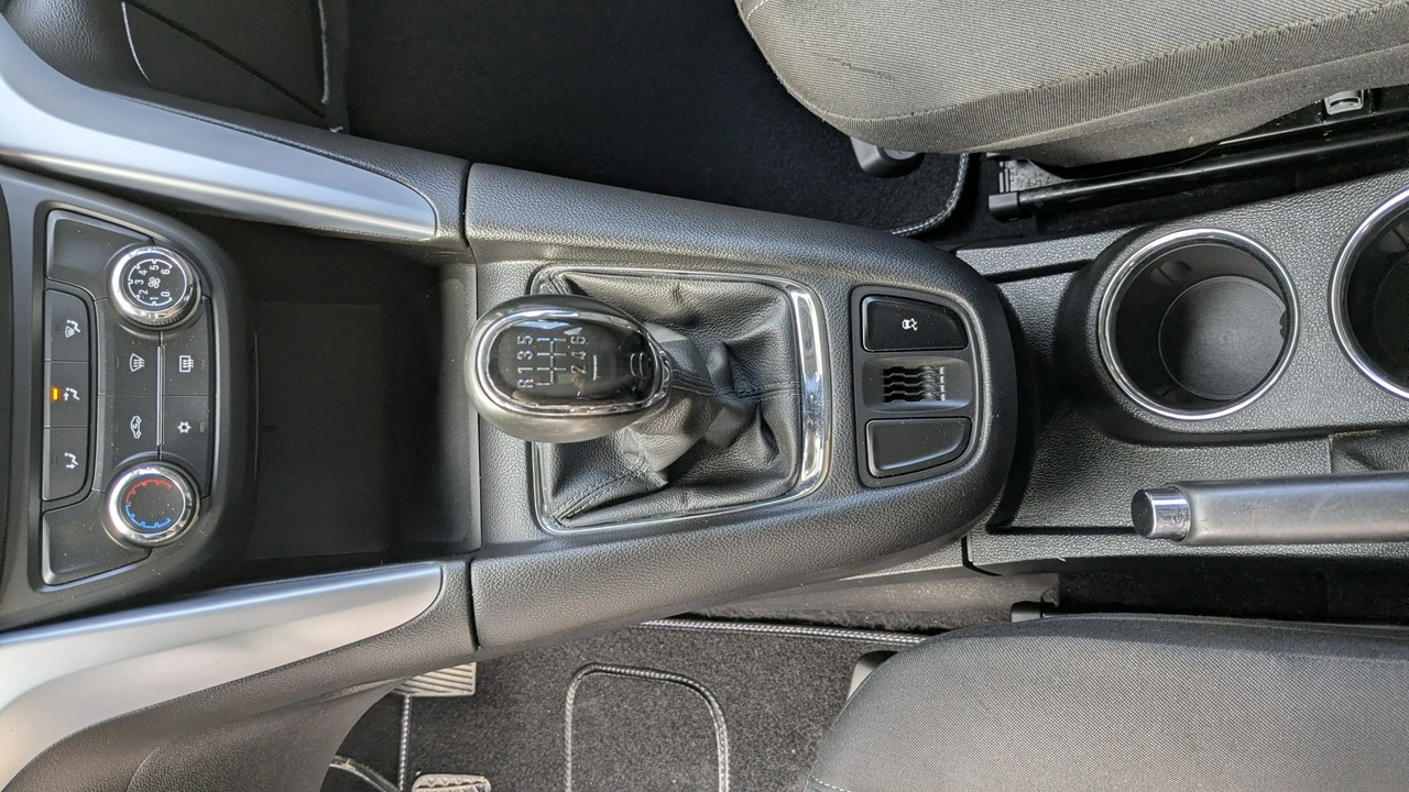 Opel Zafira - Zdjęcie 31