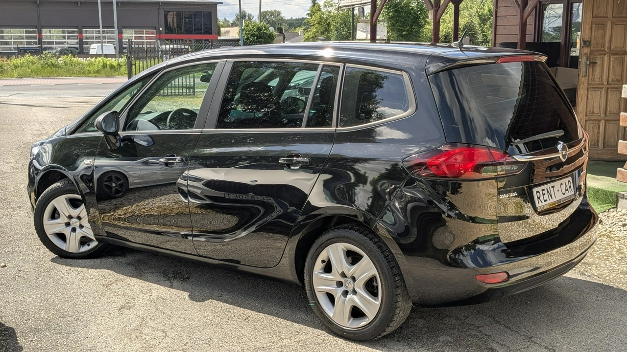 Opel Zafira - Zdjęcie 6