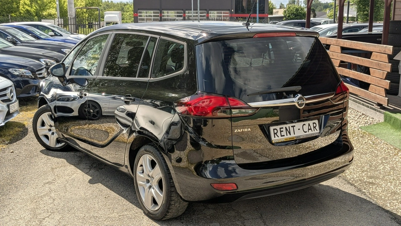 Opel Zafira - Zdjęcie 8