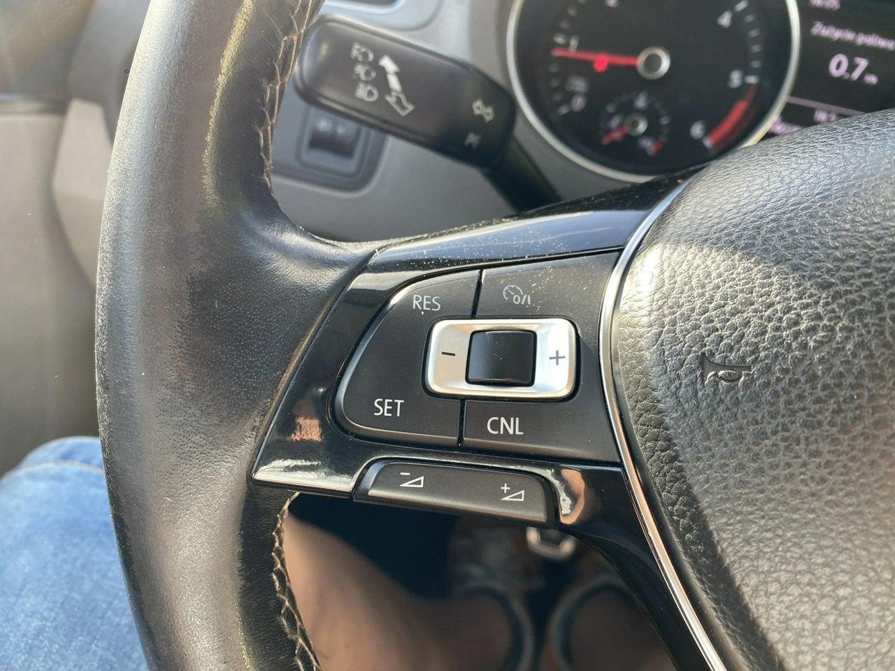 Volkswagen Polo - Zdjęcie 17