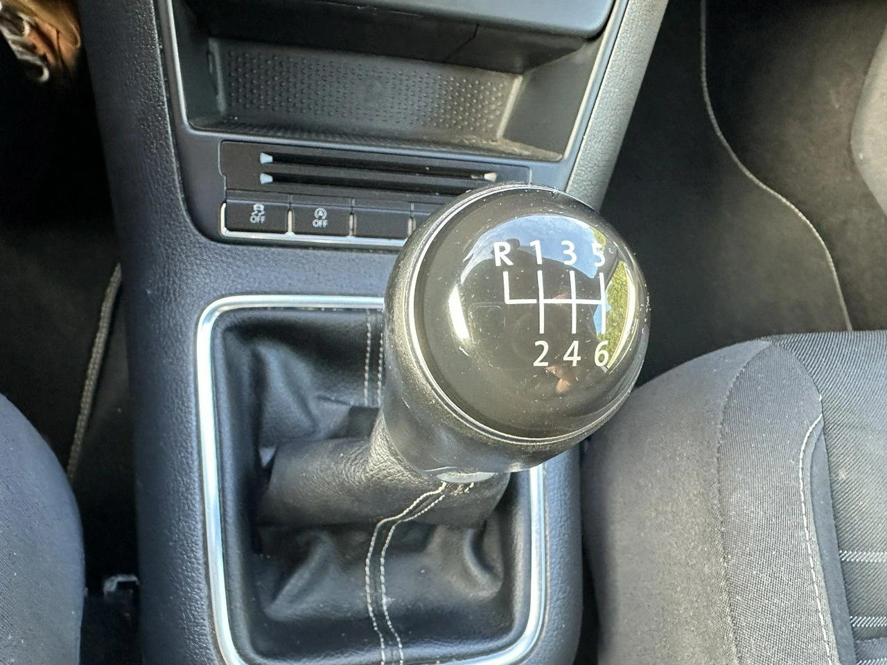 Volkswagen Tiguan - Zdjęcie 27