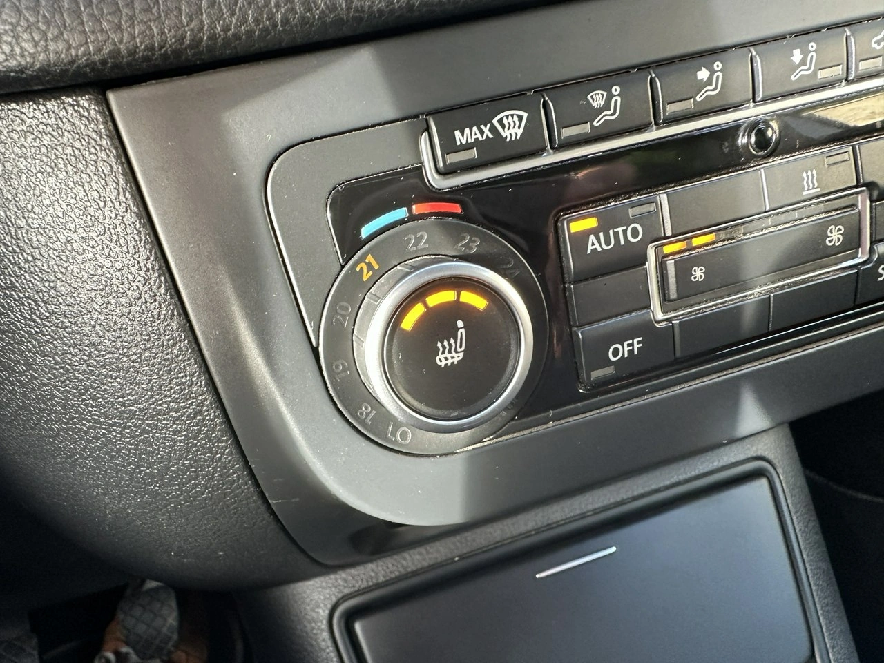 Volkswagen Tiguan - Zdjęcie 36