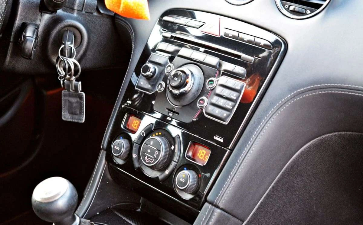 Peugeot RCZ - Zdjęcie 10