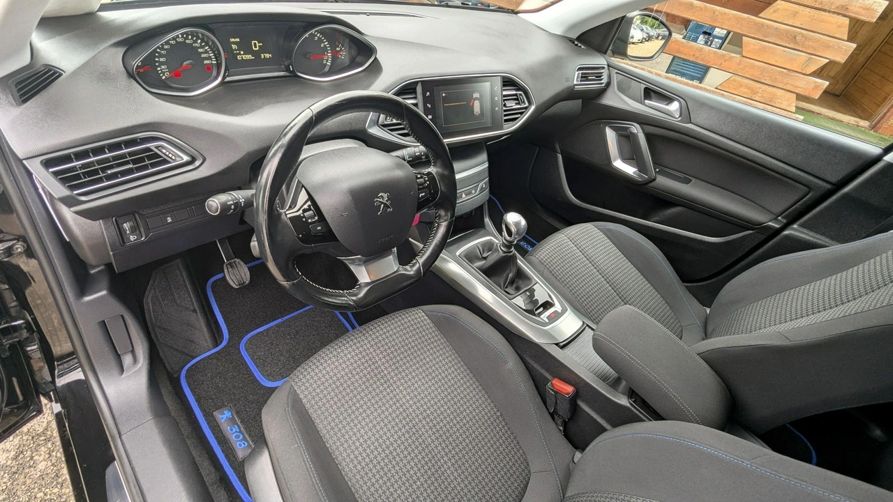 Peugeot 308 SW - Zdjęcie 15