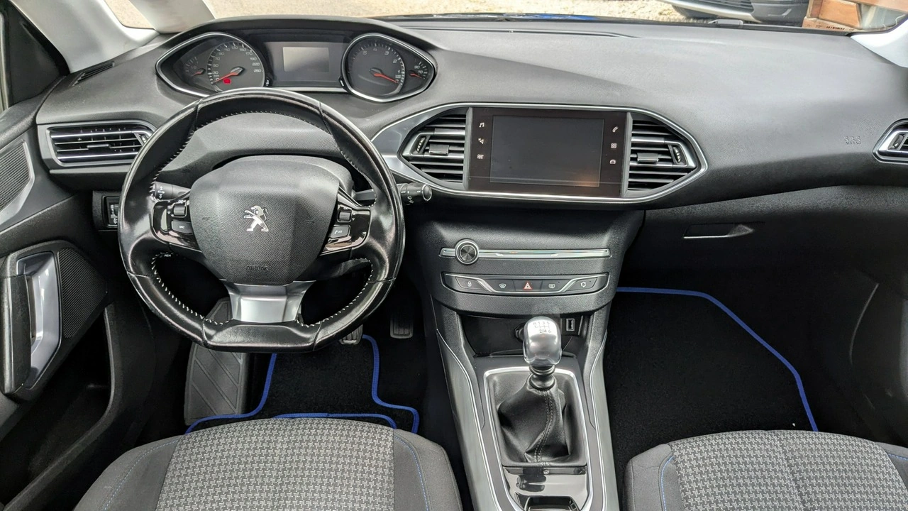 Peugeot 308 SW - Zdjęcie 25