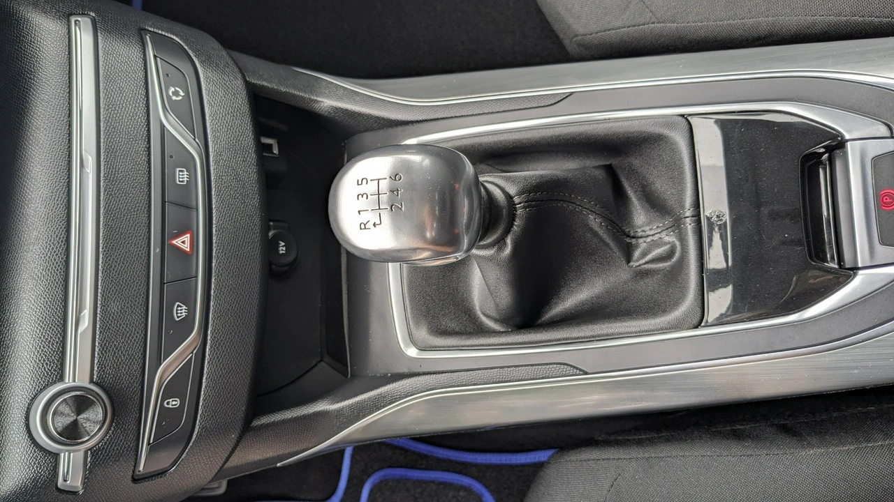 Peugeot 308 SW - Zdjęcie 28