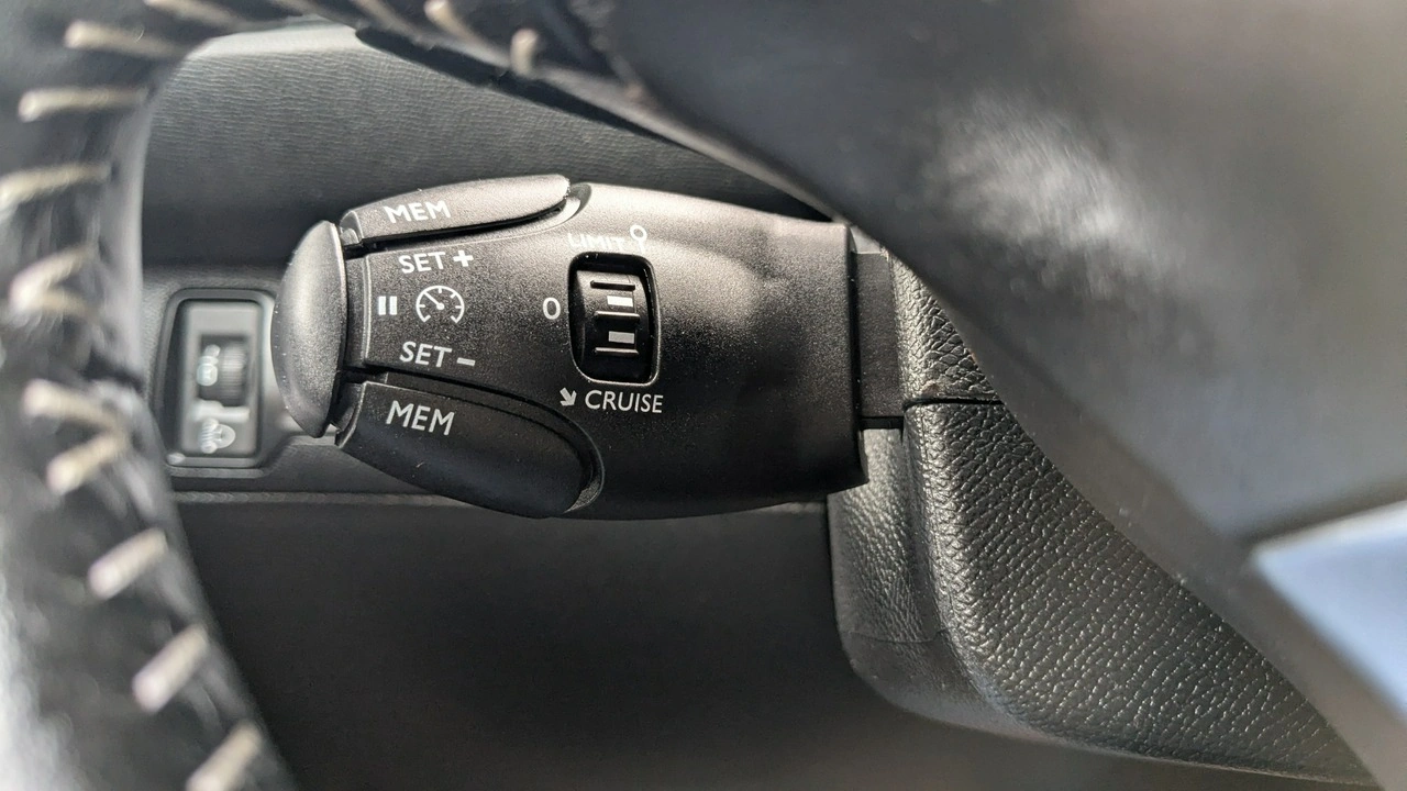Peugeot 308 SW - Zdjęcie 30