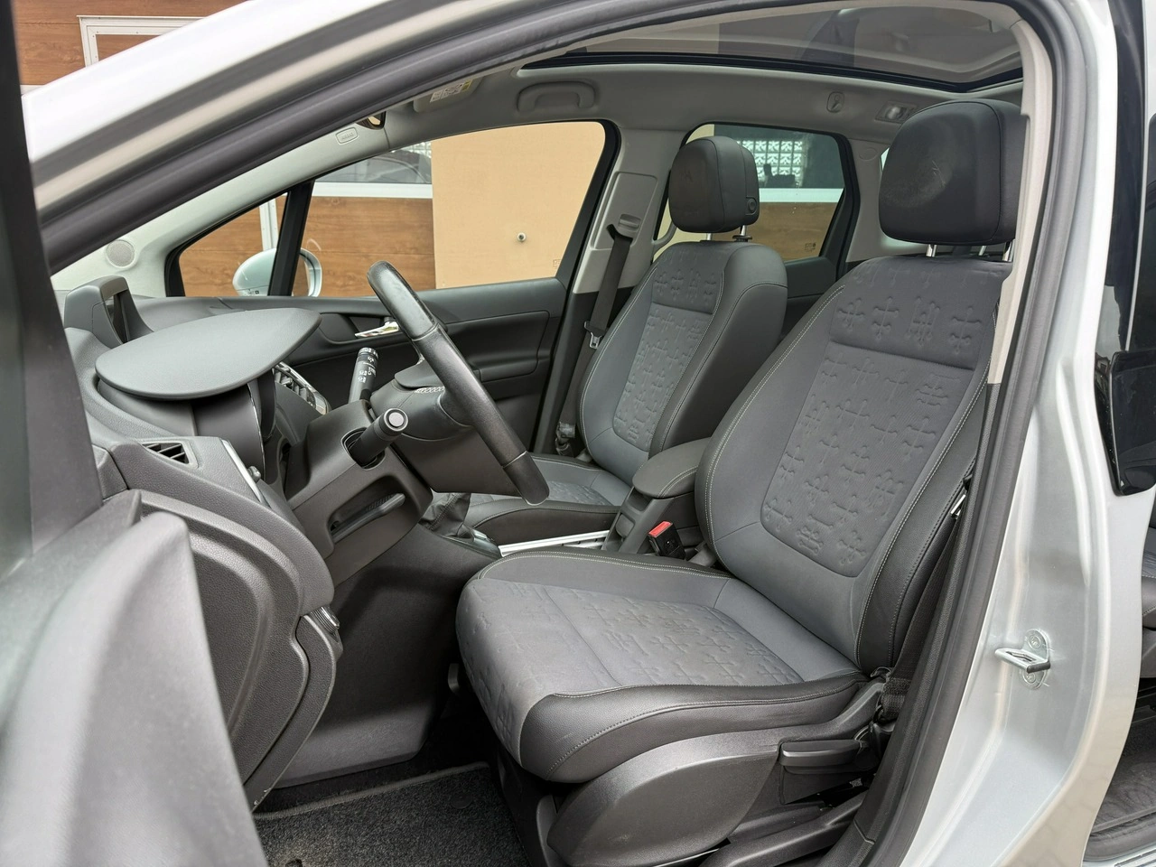 Opel Meriva - Zdjęcie 16